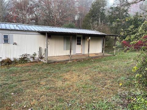 11 Brucene Dr, Balsam Grove, NC 28708