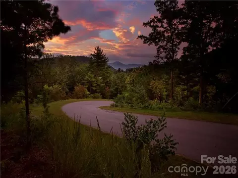 187 Starling Pass #102, Asheville, NC 28804