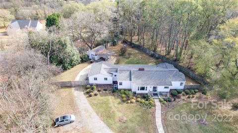 4139 Roberta Rd, Concord, NC 28027 photo 3