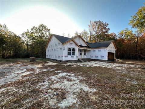 1091 Tryon St, Lancaster, SC 29720 photo 3