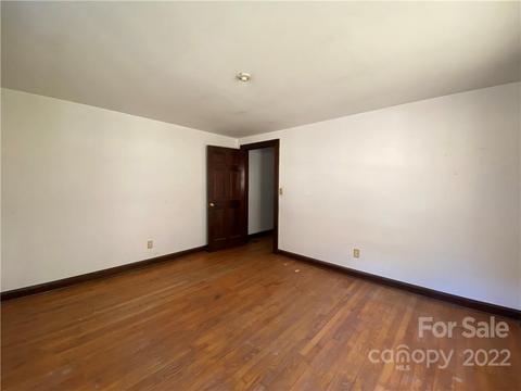 1629 Grapevine Rd, Marshall, NC 28753 photo 11