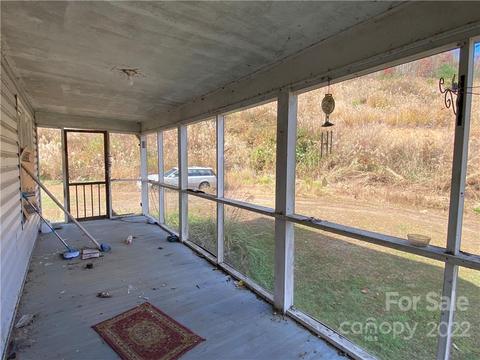 1629 Grapevine Rd, Marshall, NC 28753 photo 10