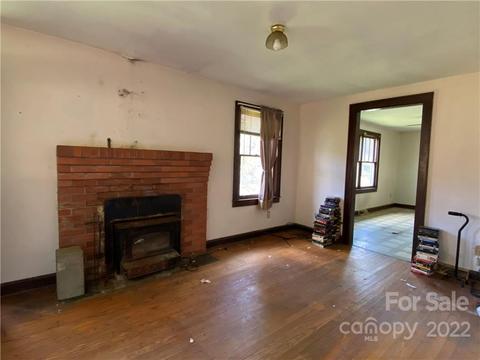 1629 Grapevine Rd, Marshall, NC 28753 photo 8