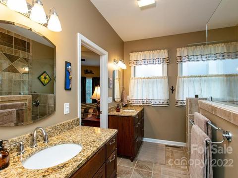 224 Eagle Point Dr, Brevard, NC 28712 photo 25