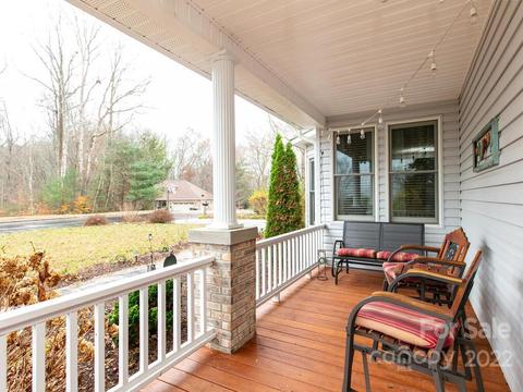 224 Eagle Point Dr, Brevard, NC 28712 photo 8