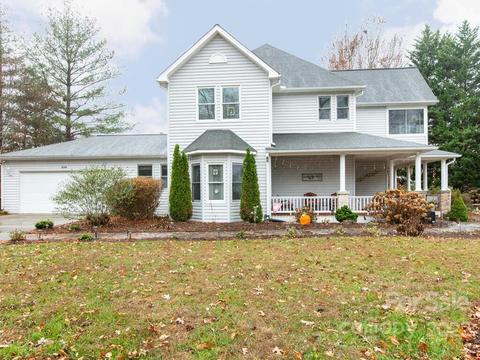 224 Eagle Point Dr, Brevard, NC 28712 photo 2
