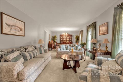 570 Freemont Dr, Lancaster, SC 29720 photo 5