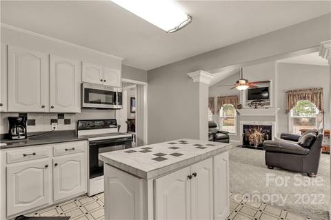 570 Freemont Dr, Lancaster, SC 29720 photo 12