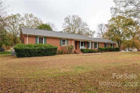 570 Freemont Dr, Lancaster, SC 29720 photo 3