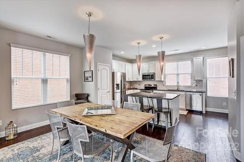 564 Jetton St, Davidson, NC 28036 photo 6