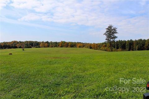 3795 Hartland Rd #3, Lenoir, NC 28645