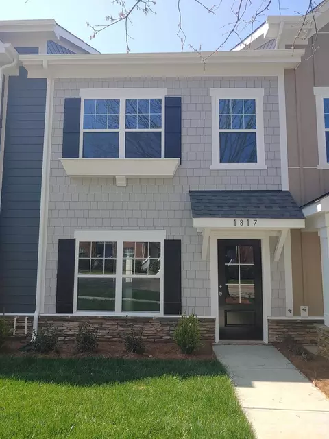 1817 Edgewater Nw Dr NW, Conover, NC 28613 photo 3