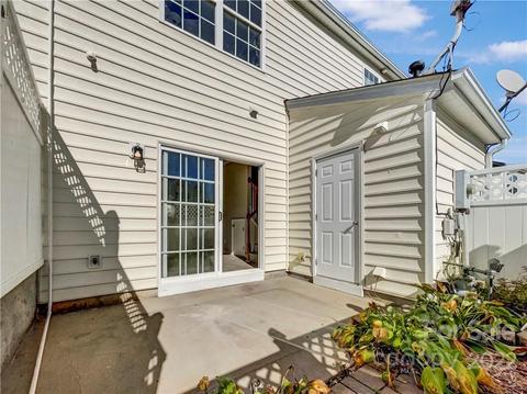 633 Brickdust Ct, Fort Mill, SC 29708 photo 5
