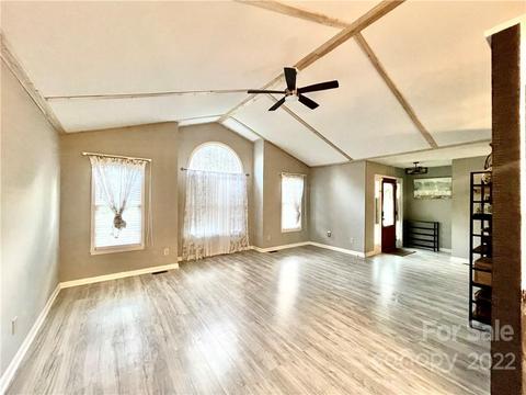 4346 River Rd, Hickory, NC 28602 photo 4