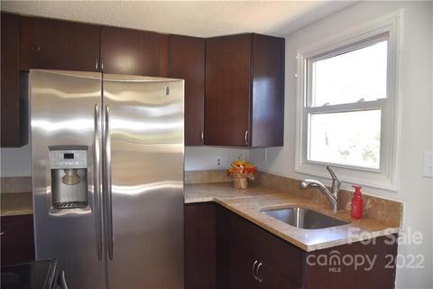 458 Kimmon Rd, Harmony, NC 28634 photo 4