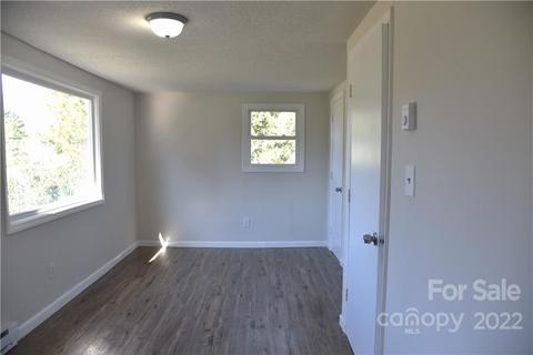 458 Kimmon Rd, Harmony, NC 28634 photo 12