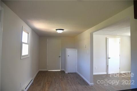 458 Kimmon Rd, Harmony, NC 28634 photo 6
