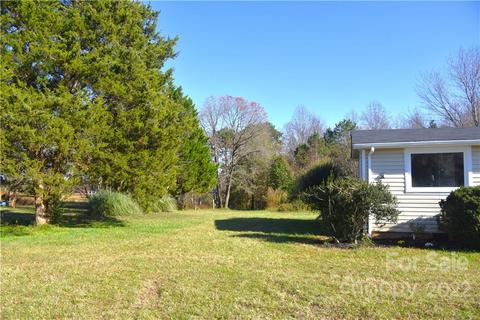 458 Kimmon Rd, Harmony, NC 28634 photo 16