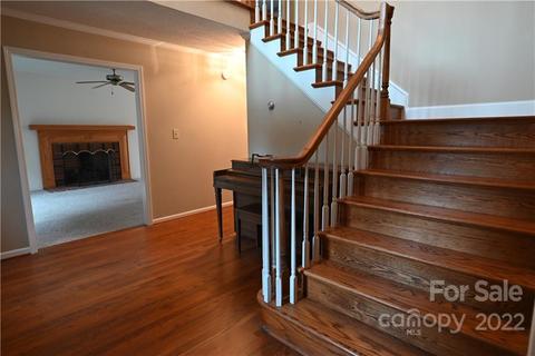 3958 Golf Dr NE, Conover, NC 28613 photo 11