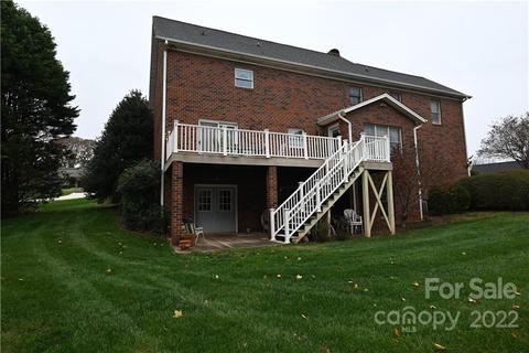 3958 Golf Dr NE, Conover, NC 28613 photo 1