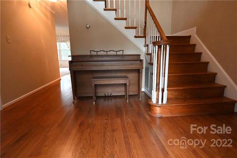 3958 Golf Dr NE, Conover, NC 28613 photo 3