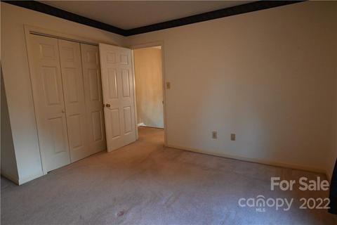 3958 Golf Dr NE, Conover, NC 28613 photo 19