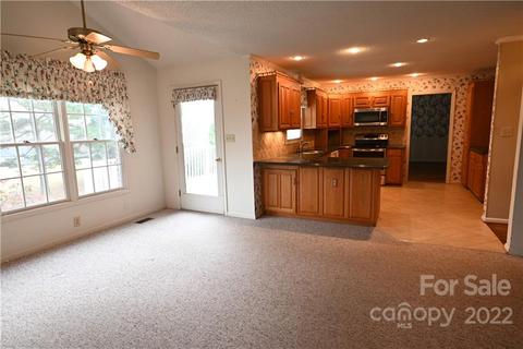 3958 Golf Dr NE, Conover, NC 28613 photo 7