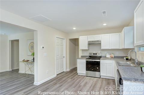 409 Kickapoo Ave, Gastonia, NC 28056 photo 2