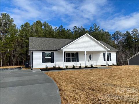 1502 Foxbrook Cir, Lancaster, SC 29720 photo 1