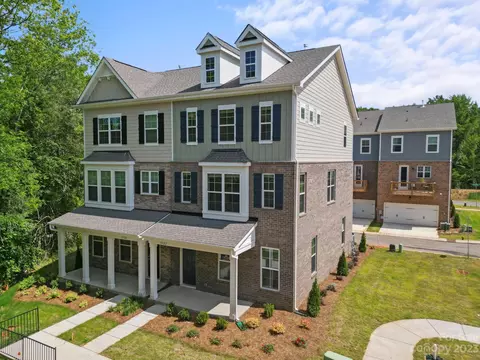 15122 Camus 6 Ct #6, Mint Hill, NC 28227