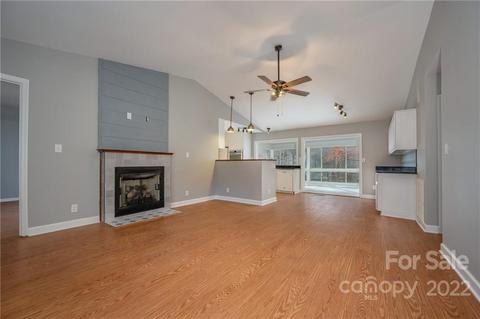 241 Hidden Hill Rd, Tryon, NC 28782 photo 3