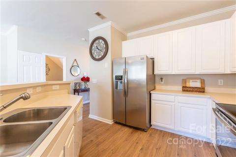 731 Shellstone Pl, Fort Mill, SC 29708 photo 10