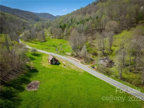 633 S Fork Rd, Marshall, NC 28753 photo 17