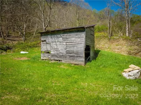 633 S Fork Rd, Marshall, NC 28753 photo 12