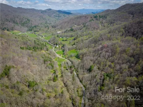 633 S Fork Rd, Marshall, NC 28753 photo 6