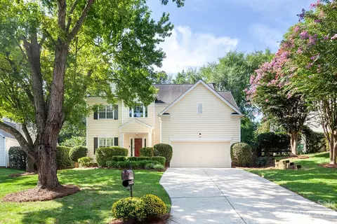 2936 Winghaven Ln, Charlotte, NC 28210