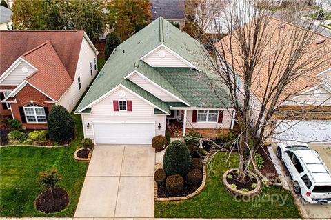 406 Garnet Ct, Fort Mill, SC 29708 | 30 Photos | MLS #3923406 - Movoto
