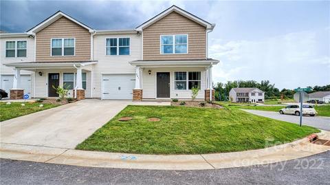 20 Malcolm Ct, Candler, NC 28715