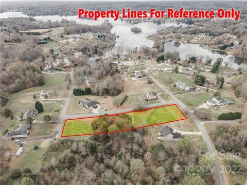 3100 Cedar Point Dr, Shelby, NC 28150