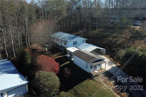 93 Highlands Gap Rd, Robbinsville, NC 28771