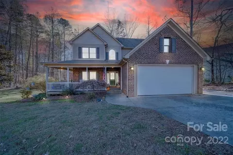 7300 Empire Dr, Mount Pleasant, NC 28124