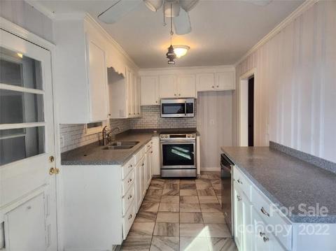 291 Forest Rd, Cheraw, SC 29520 photo 5