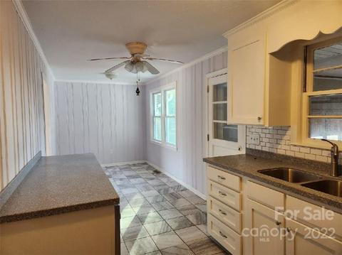 291 Forest Rd, Cheraw, SC 29520 photo 6