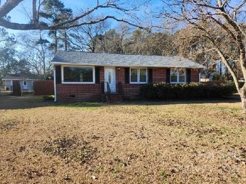291 Forest Rd, Cheraw, SC 29520 photo 2