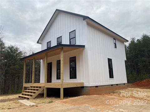 2020 Bethel Church Rd, Marion, NC 28752