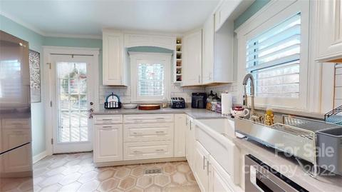 86 Walnut St, Marion, NC 28752 photo 14