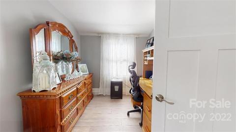 86 Walnut St, Marion, NC 28752 photo 32