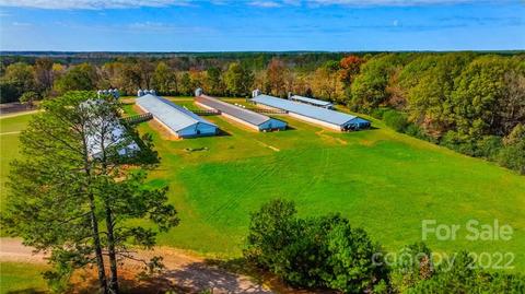 1033 Bartholomew Rd, Enfield, NC 27823