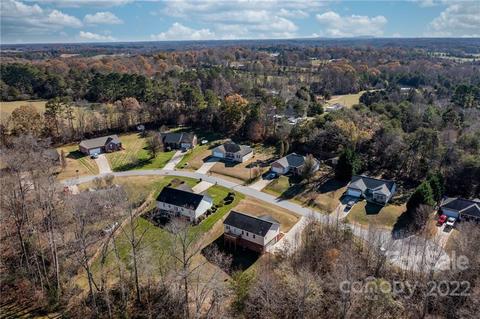 4847 Sandstone Dr, Conover, NC 28613 photo 36
