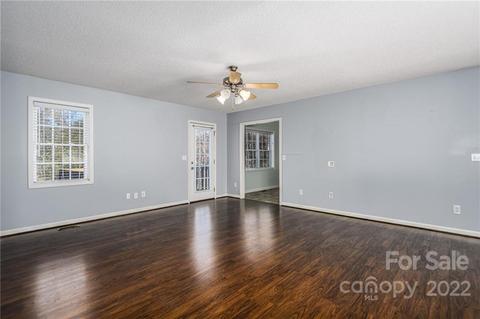 4847 Sandstone Dr, Conover, NC 28613 photo 8